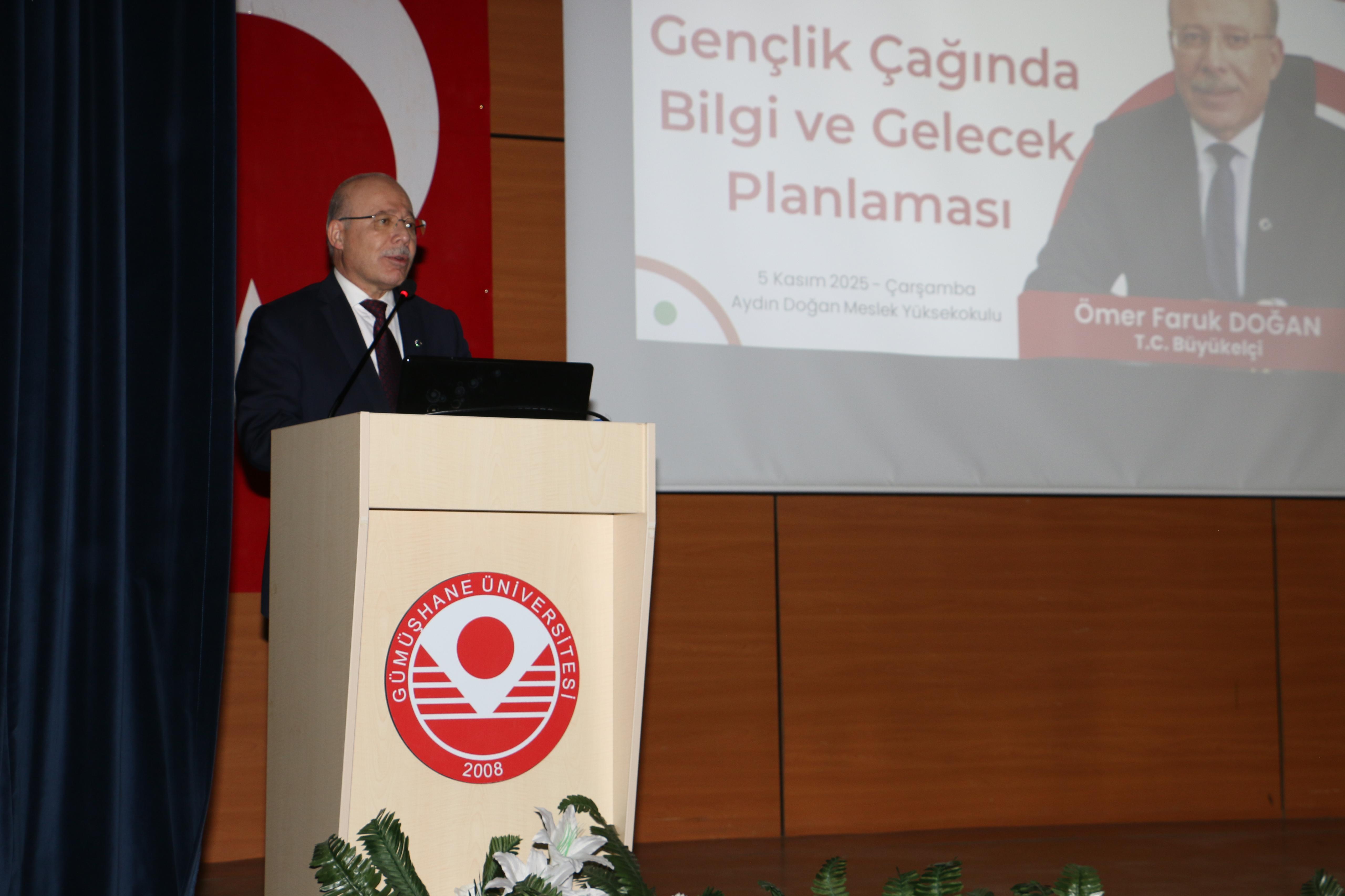 “Gençlik Çağında Bilgi ve Gelecek Planlaması” Konferansı