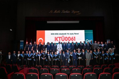 Rektörümüz KTÜ 2025-2026 Akademik Yılı Açılış Töreni’ne katıldı