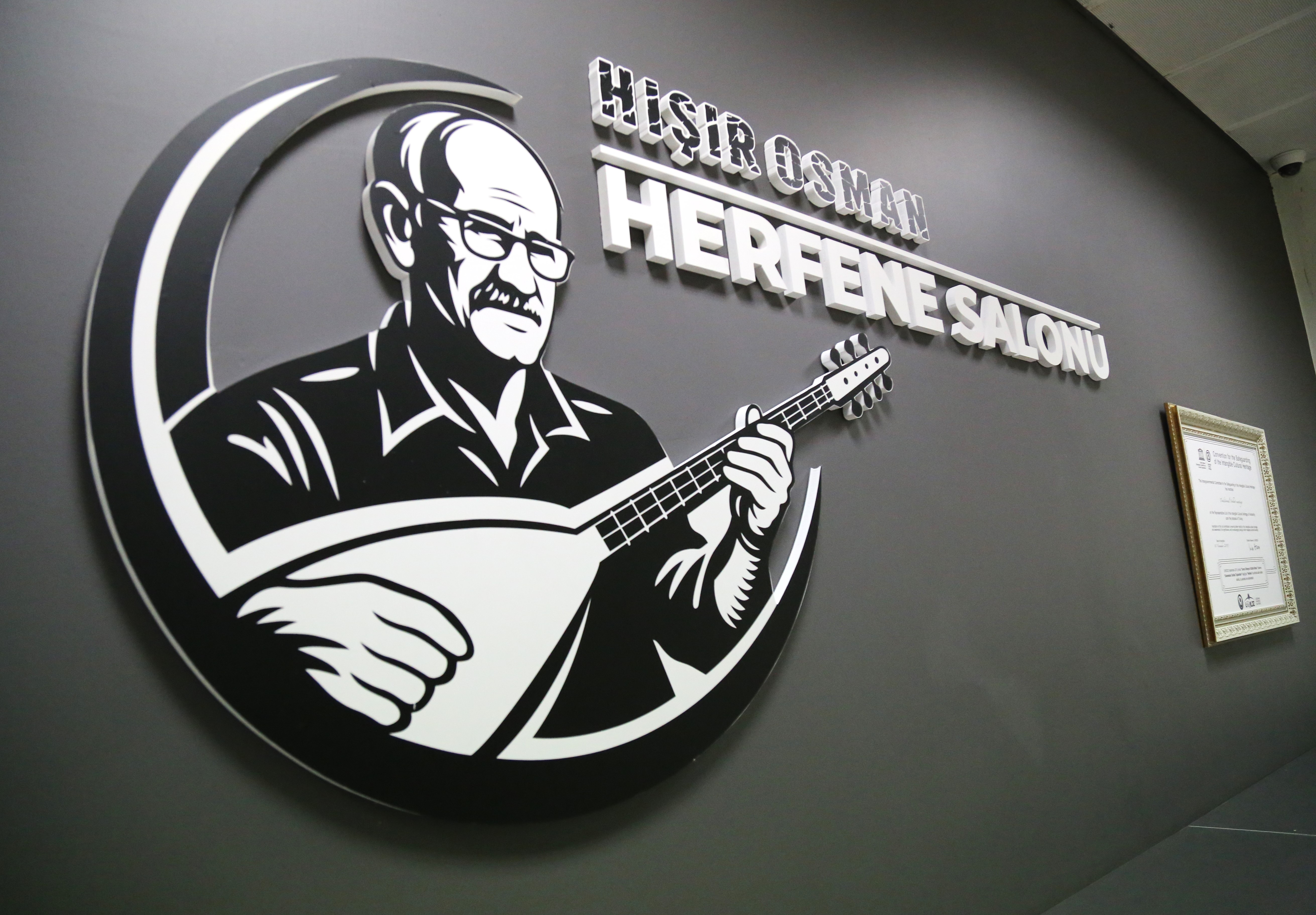 Gümüşhane’de Vefa Günü: “Hışır Osman Herfene Salonu” Törenle Açıldı