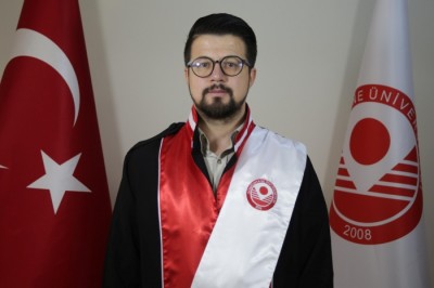 Doç. Dr. Suat Akyürek